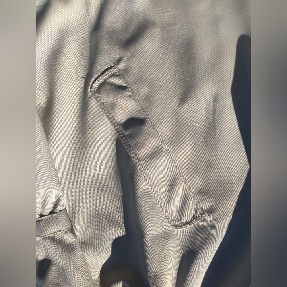 BCBGeneration Beige Double Breasted Jacket, Size Large, Fluttery Cuffs - Picture 14 of 15